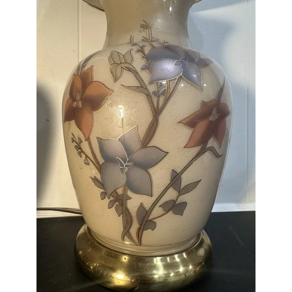 Vintage Floral Ginger Jar Table Lamps Matching Pair Brass Base Asian Style 28.5
